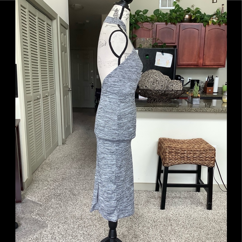 🔥 Sexy Cutout Midi Dress 🔥 - Picture 2 of 11
